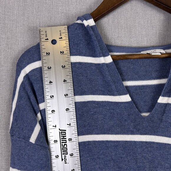 J. Jill Sweater Women’s X-Small Blue Striped Floral Embroidered Hooded Casual - Picture 2 of 9